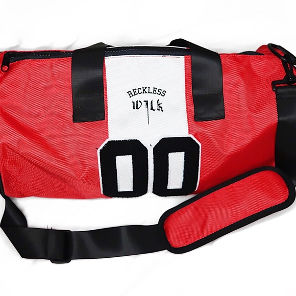 Y&R x Sammy Wilk | NWOT** 00 Duffle Bag - Picture 4 of 9